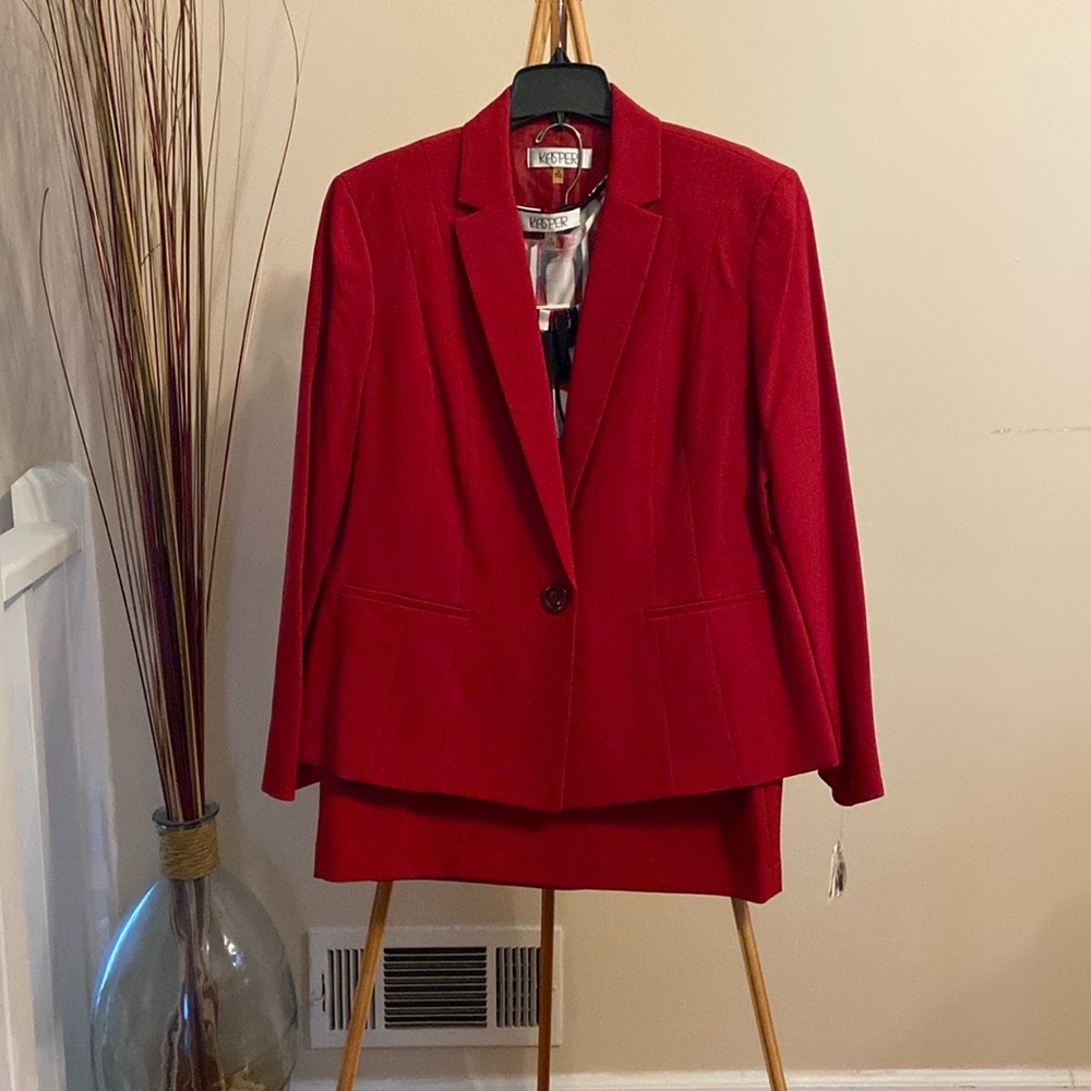 Red Kasper shirt set